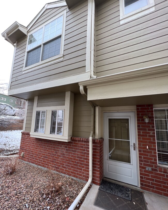Building Photo - Spacious 3 Bed, 2.5 Bath Condo in Thornton!