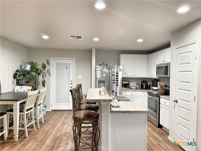 Building Photo - 1134 Gracie Wy