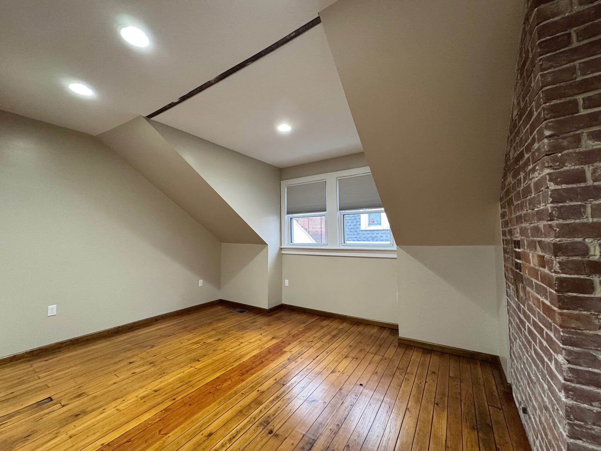 Building Photo - 5133 Kent Way