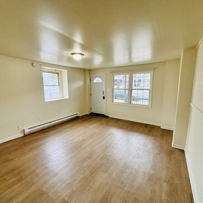 Building Photo - 761-765 S 8th Street