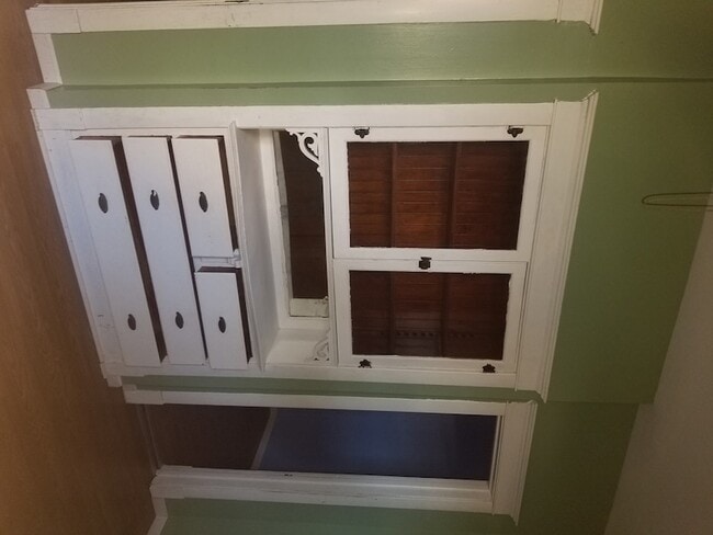 Building Photo - 2453 W 46th Pl