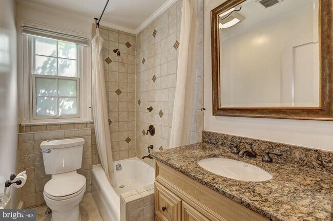 Building Photo - 5119 Manning Dr