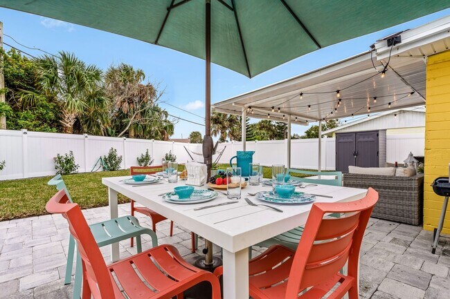 Building Photo - 6 Palmetto Dr