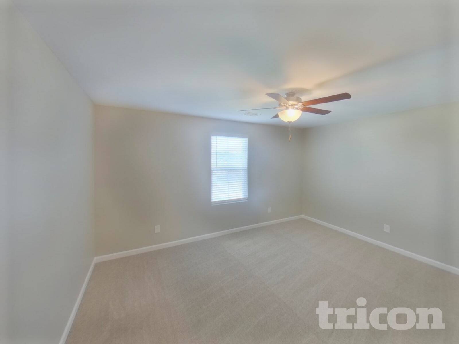 Building Photo - 105 Davenport Dr