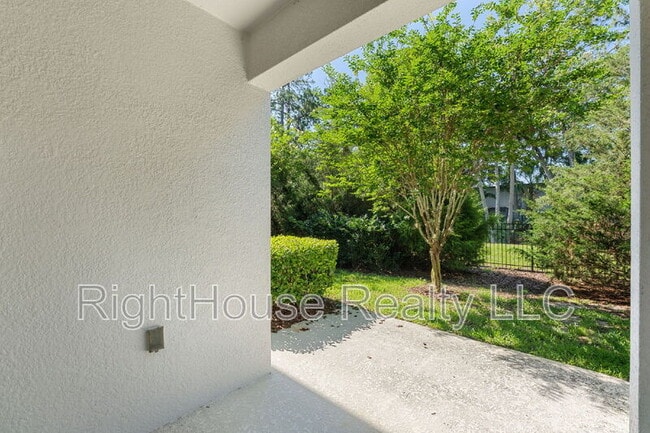 Building Photo - 323 Rustic Loop