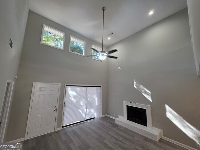 Building Photo - 2788 Coventry Green SE