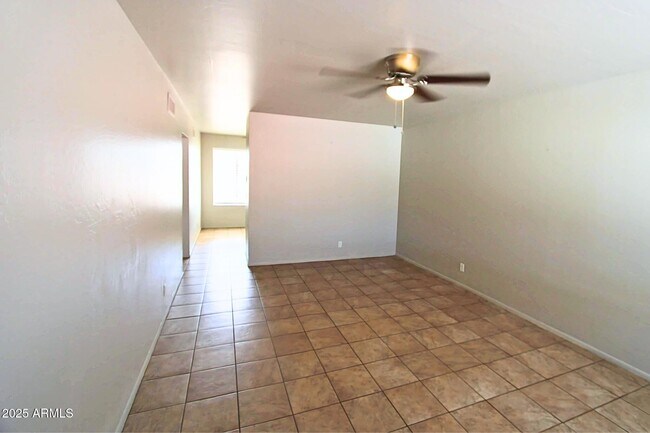 Building Photo - 4704 E Caballero St