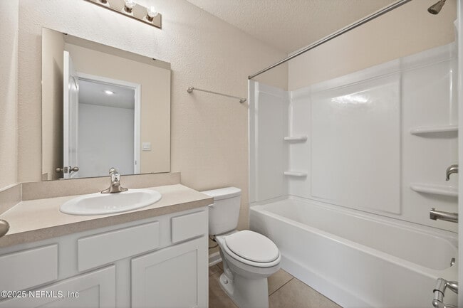 Building Photo - 266 Talulla Trl