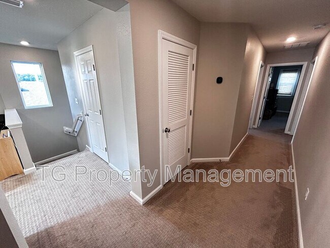 Building Photo - 94 Stonecrest Dr