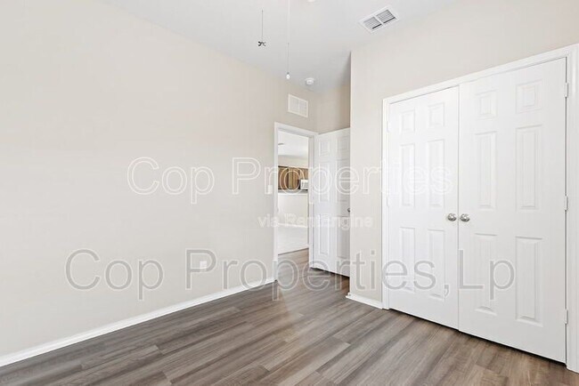 Building Photo - 3811 Quiet Pine