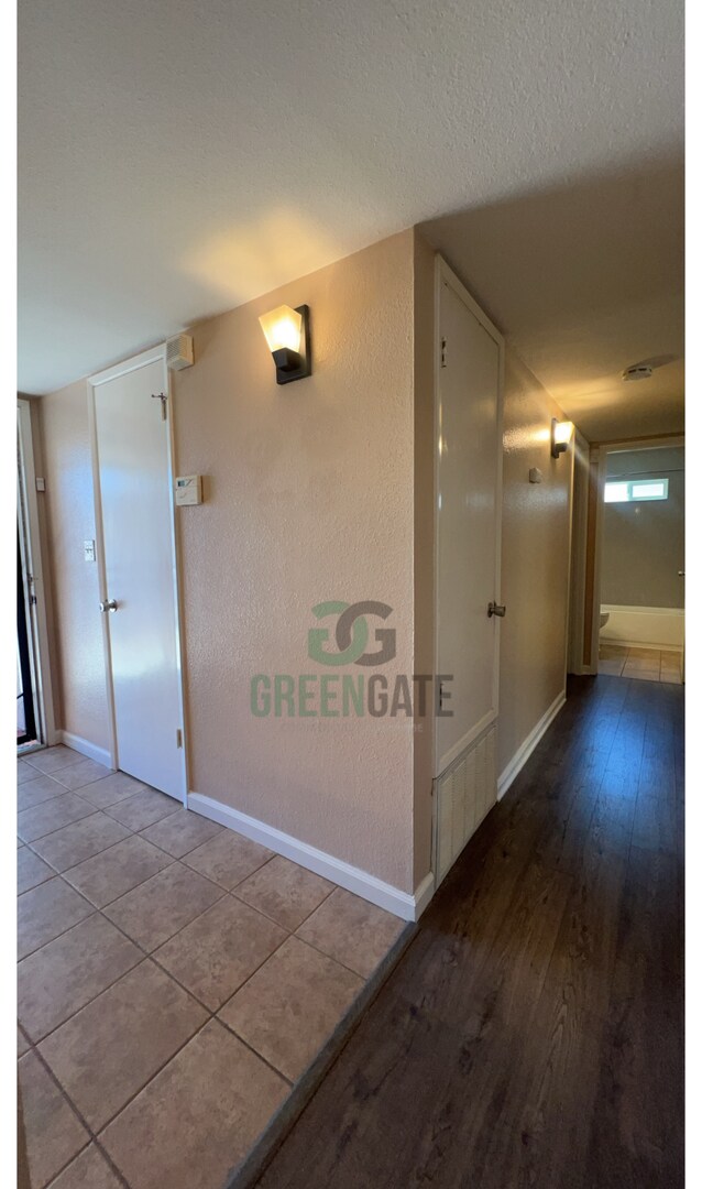 Building Photo - 3 BEDROOM 2 BATH MOVE IN READY IN MODESTO!!