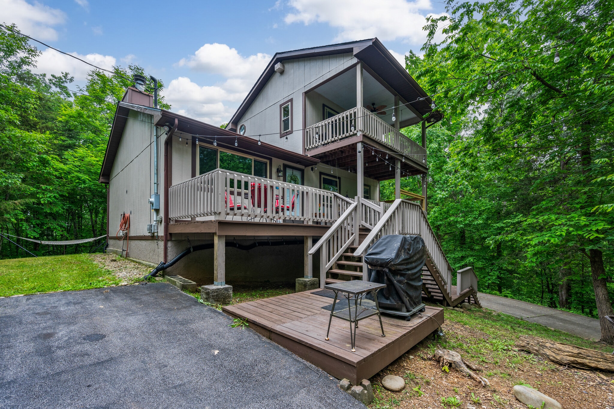 Building Photo - 930 Hideaway Hills Cir