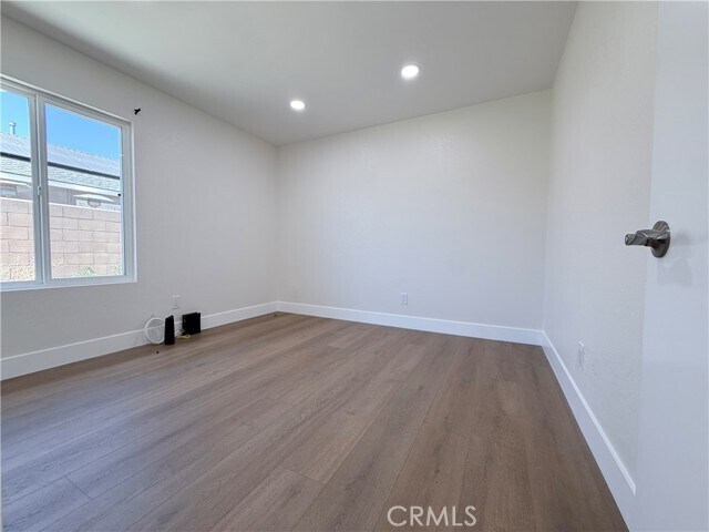 Building Photo - 12650 Cypress Ave