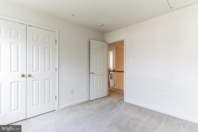 Building Photo - 2213 Herring Creek Dr