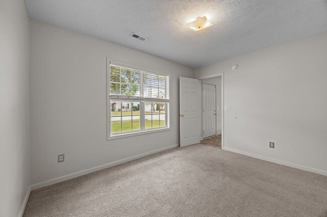 Building Photo - Welcome to Ashcroft at the Commons!