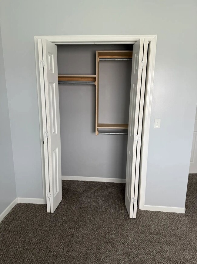 Building Photo - 10613 E Conifer St