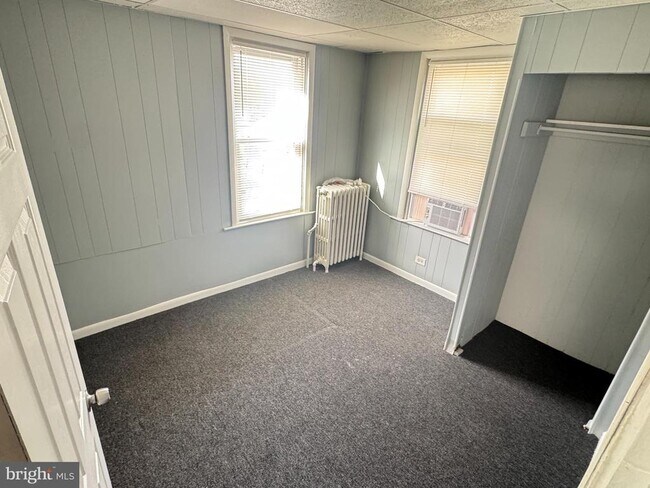 Building Photo - 3400 Elmley Ave