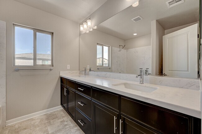 Building Photo - 6626 Tangled Vines Ave