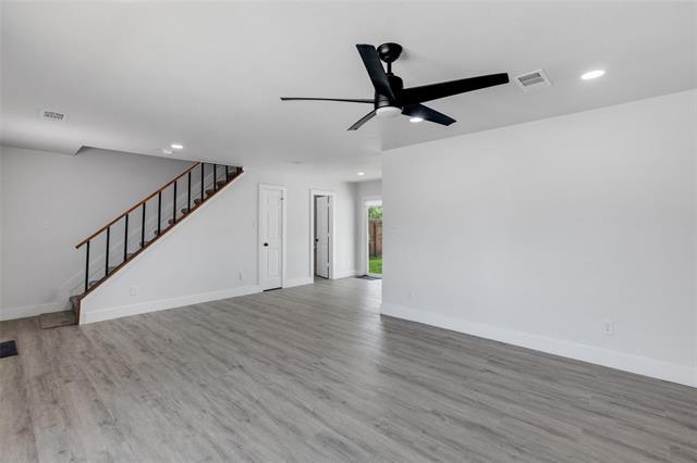 Building Photo - 2025 Red Cloud Dr