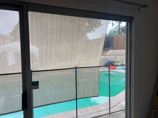 Building Photo - Totally remodeled guesthouse - available a...