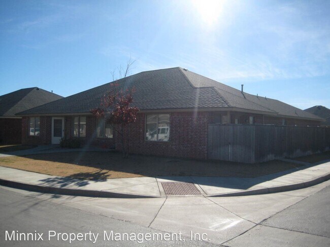 Building Photo - 3115 109th St