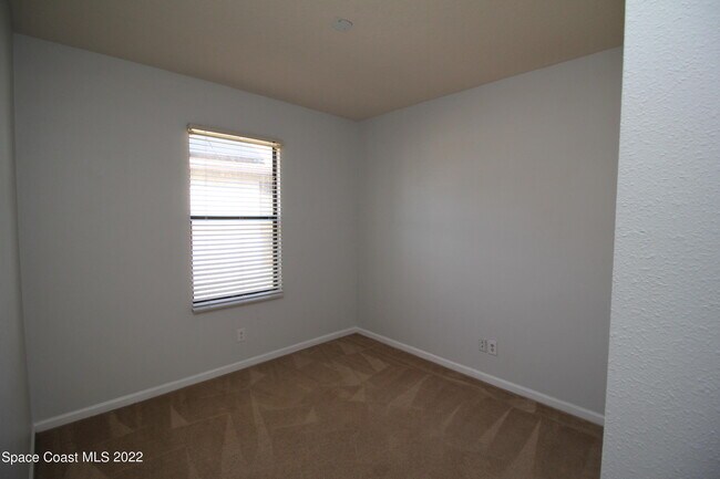 Building Photo - 425 Breckenridge Cir SE