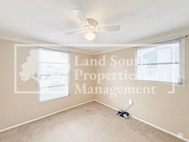 Building Photo - 2126 Smithfield Pl