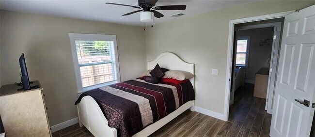 Building Photo - 8429 Citrus Way