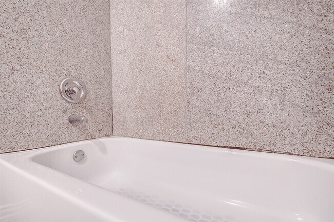 Building Photo - 9400 Bellaire Blvd