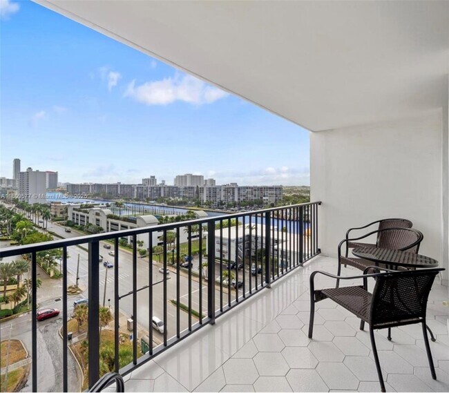 Building Photo - 2401 S Ocean Dr