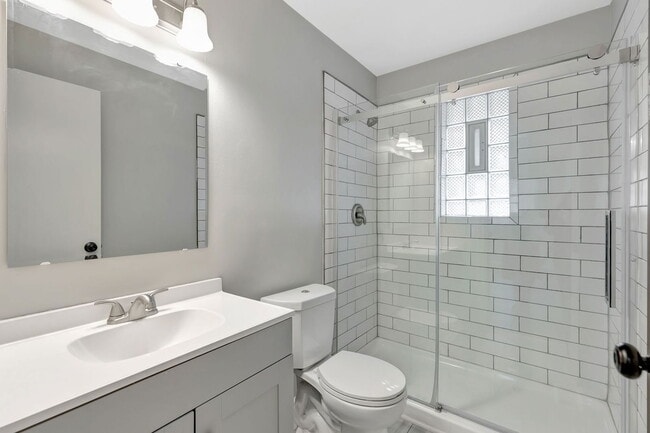 Building Photo - 7201 Longfield Dr