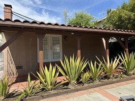 Building Photo - 10807 Huston St