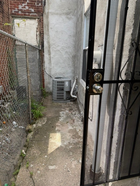 Building Photo - 1715 N Bailey St