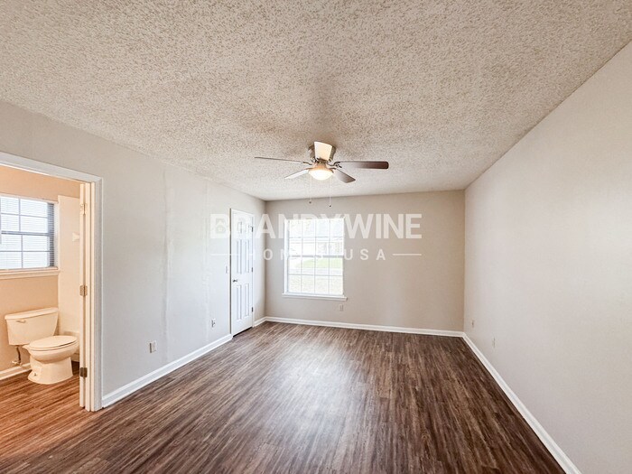 Building Photo - 10848 Copper Hill Dr