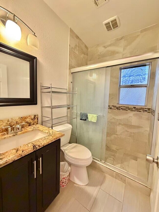 Building Photo - 7957 Sky Birch Ct