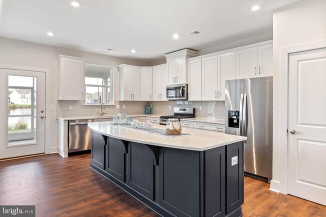 Building Photo - 36081 Windsor Park Dr