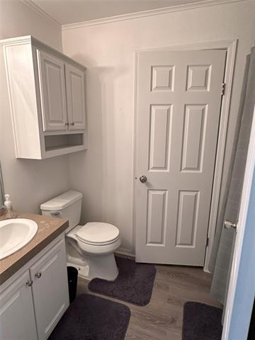 Building Photo - 5529-5531 Mesa Cir