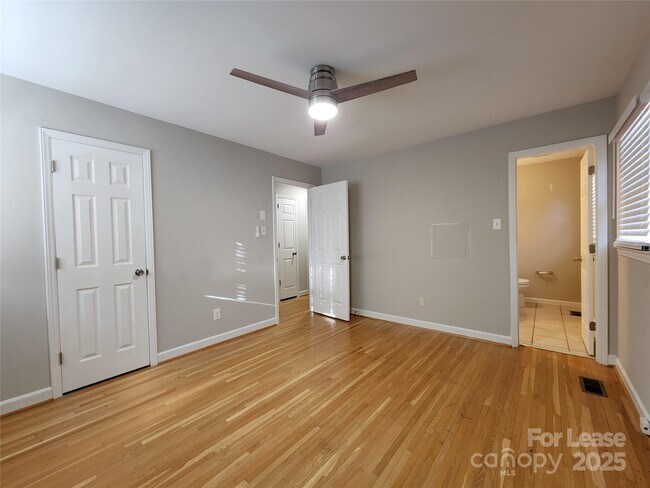 Building Photo - 6618 Hartsell Pl