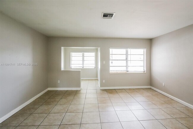 Building Photo - 1710 NW 109th St