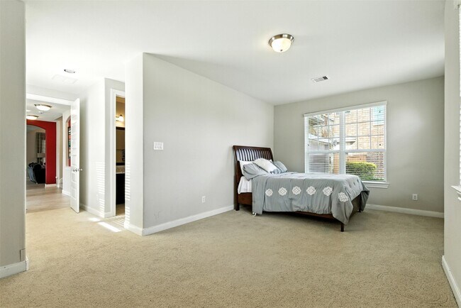 Building Photo - 17322 Milrig Ct
