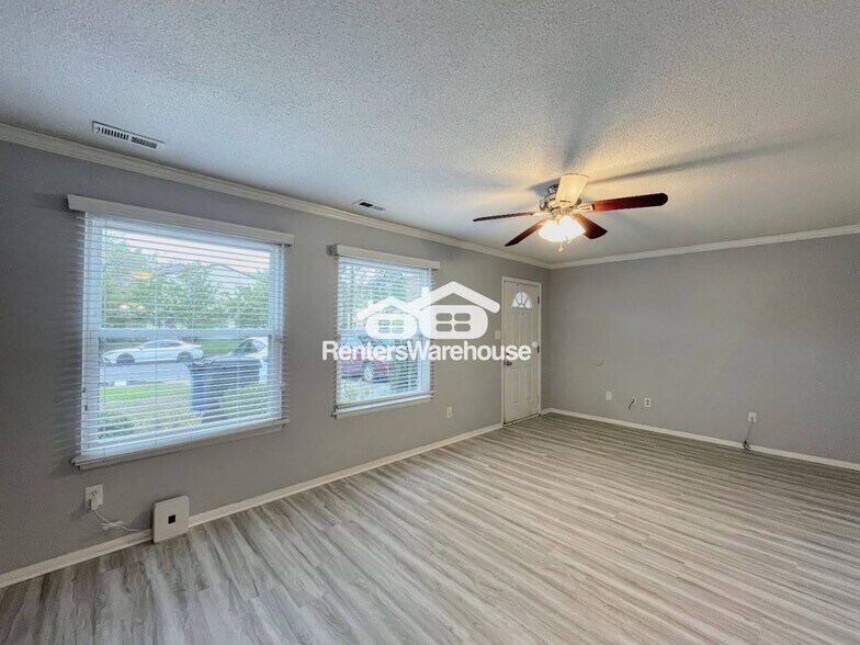 Building Photo - 5344 Palmyra Ct
