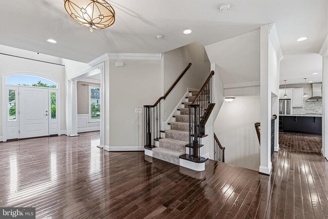 Building Photo - 1751 Tysons Crest Ln