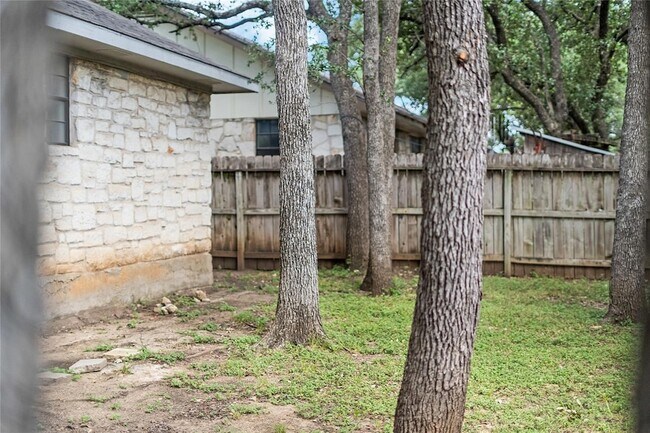 Building Photo - 3801 Foust Trail