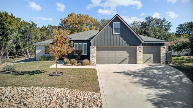 Building Photo - 6509 Shady Ln