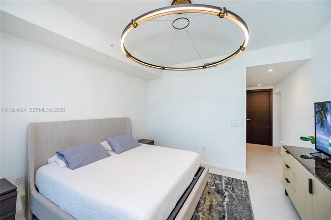 Building Photo - 1000 Brickell Plaza