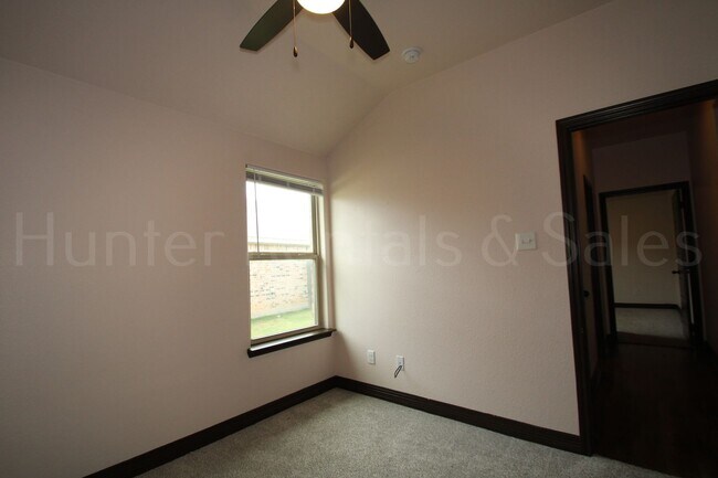 Building Photo - Bright, Open-Concept Living in Copperas Cove