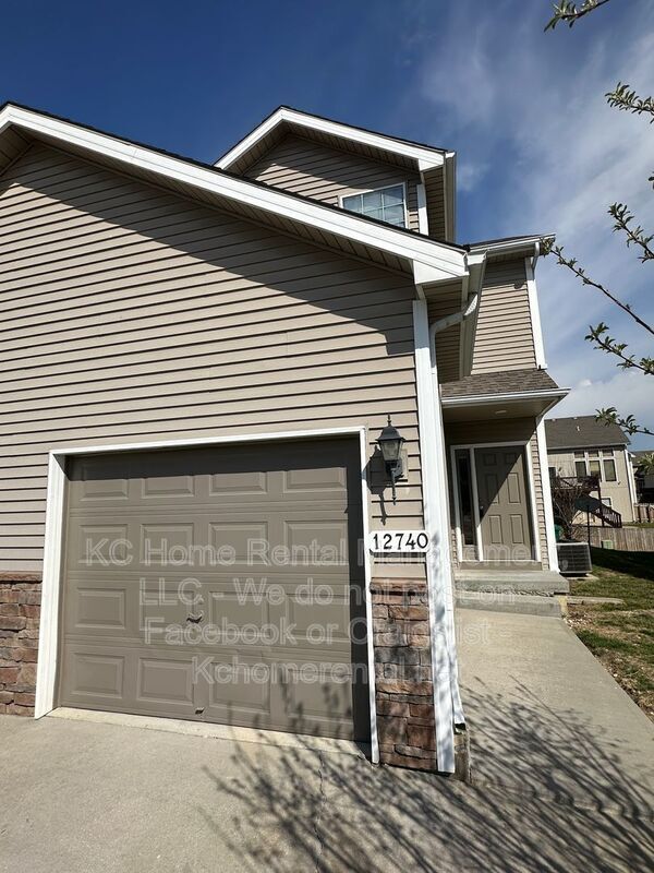 Building Photo - 12740 New Jersey Ct