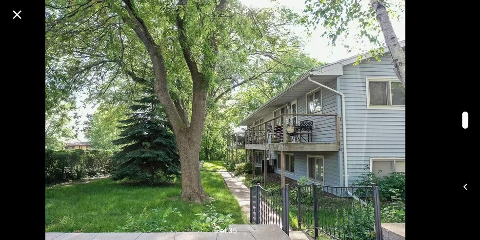 Primary Photo - 705 2nd Ave NE
