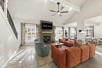 Building Photo - 12511 Chapel Bell St