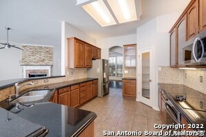 Building Photo - 21122 Balmoral Pl